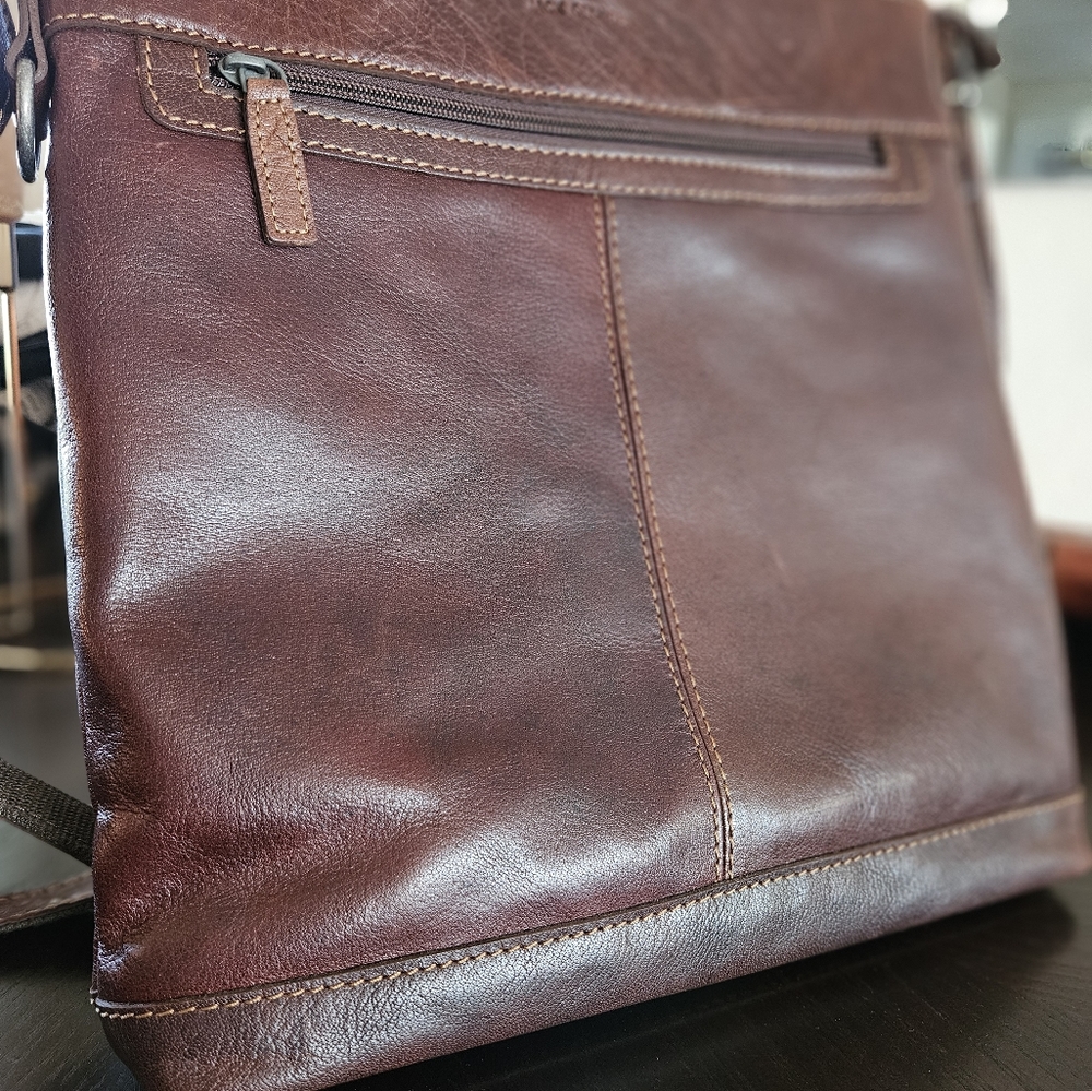Jack George's Voyager Crossbody